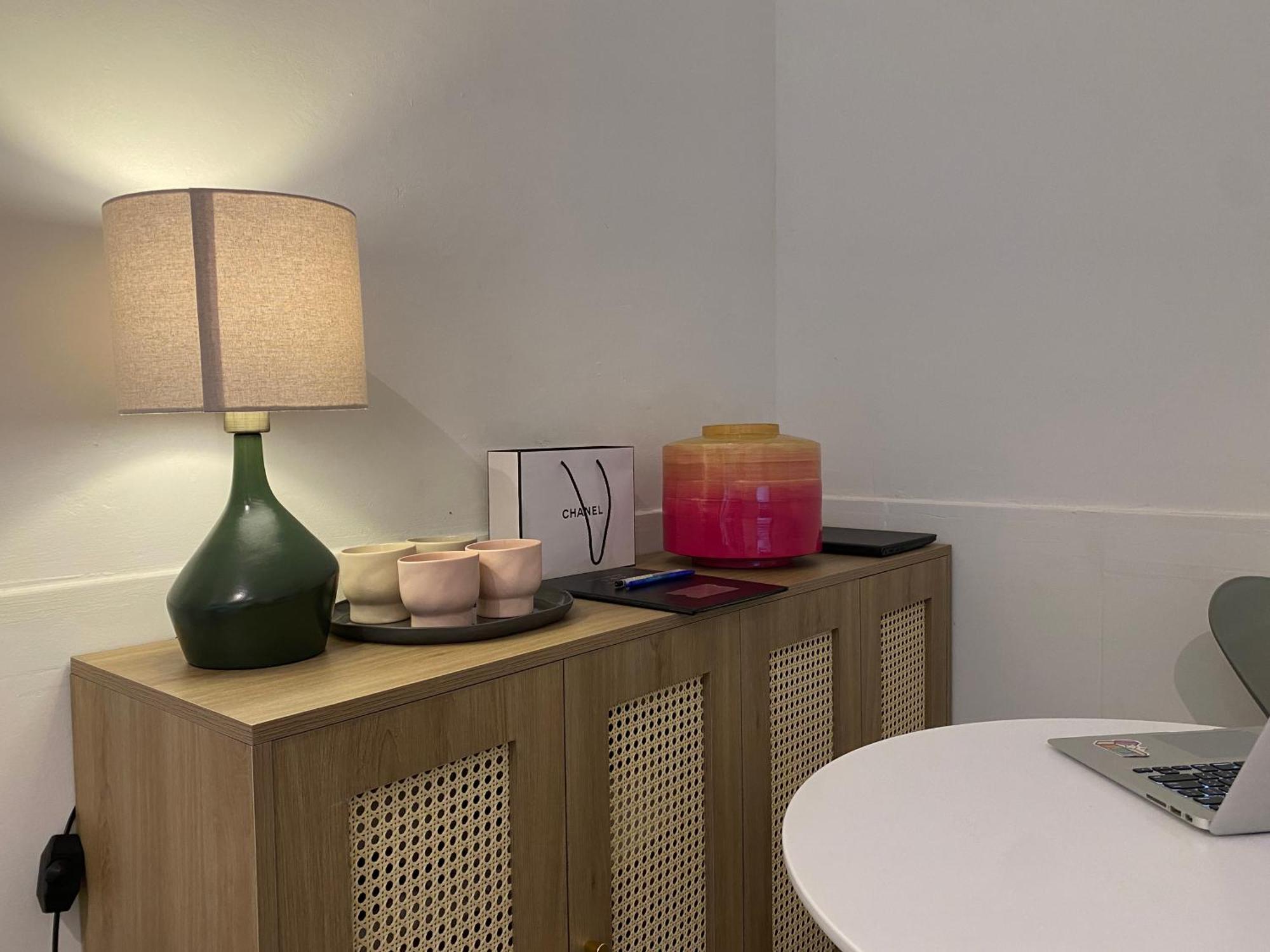 The Urban Westlake Apartment Ханой Екстер'єр фото