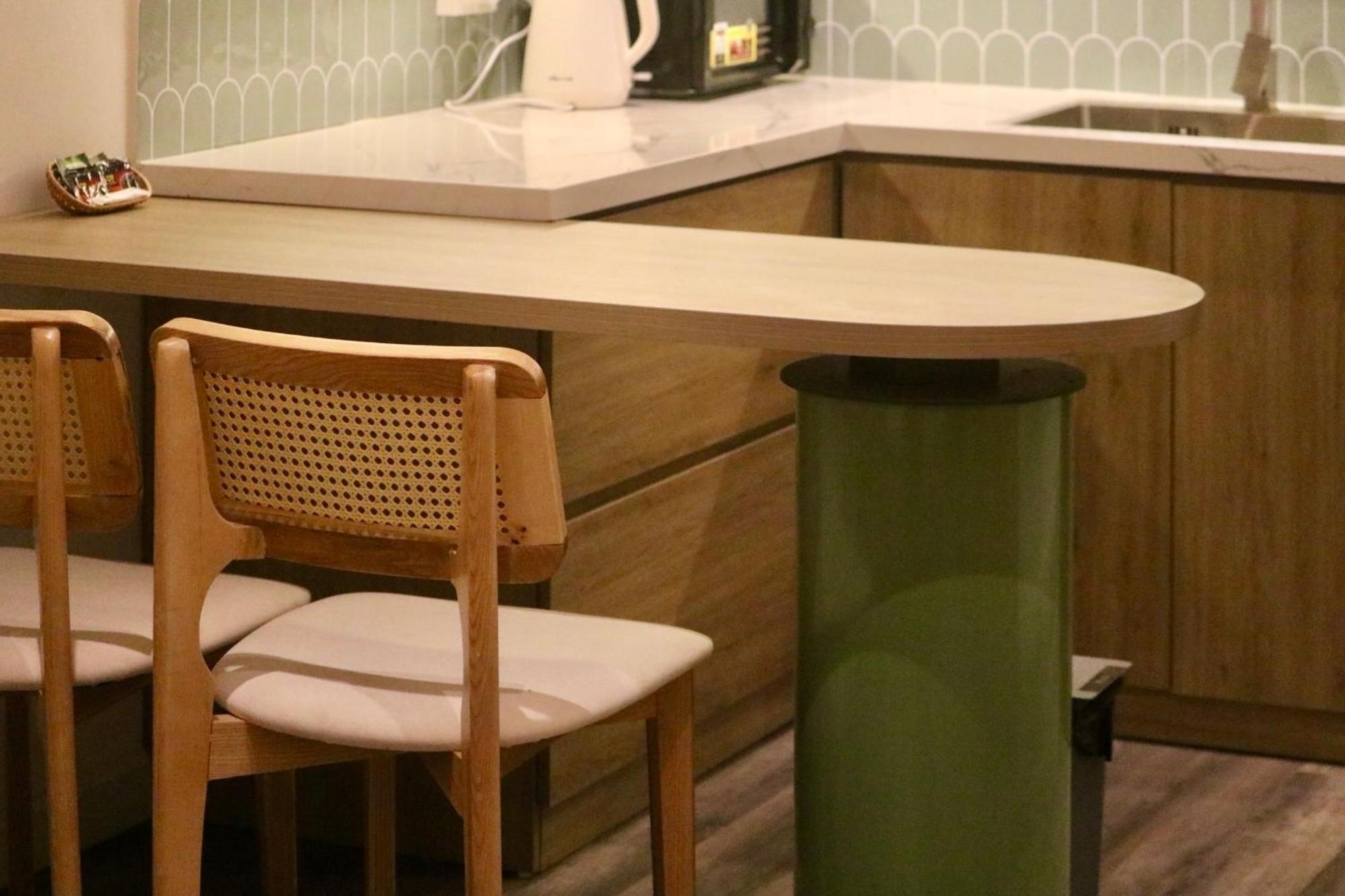The Urban Westlake Apartment Ханой Екстер'єр фото